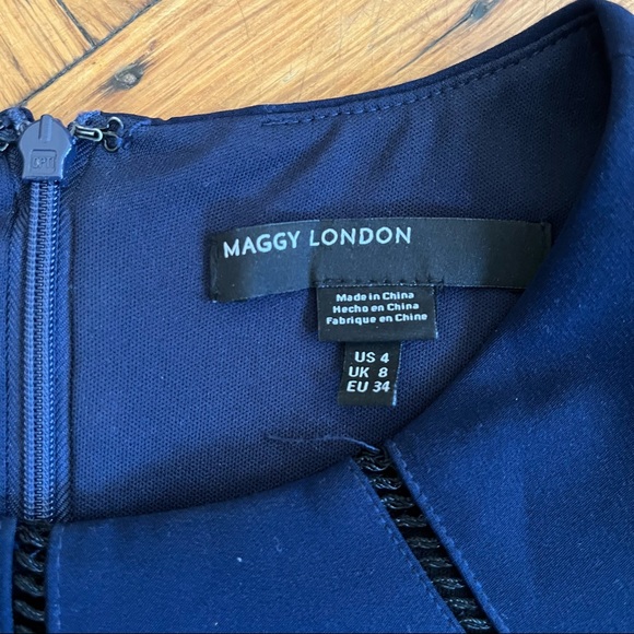 Maggy London Solid Dream Crepe - Navy Size 4 - Picture 8 of 8